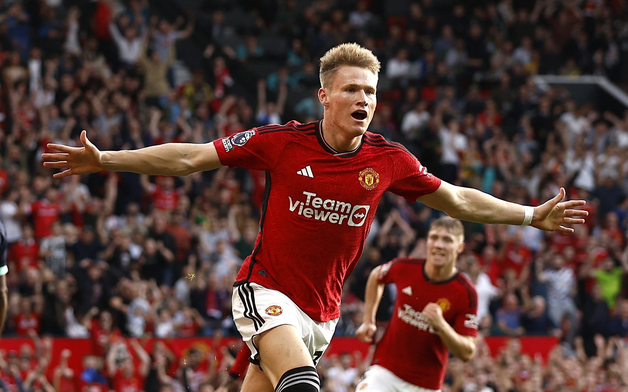 Scott McTominay lật kèo - Bóng Đá